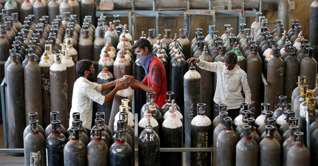 EU នឹងបញ្ជូនជំនួយជាឱសថ និងអុកស៊ីសែនទៅជួយប្រទេសឥណ្ឌា ដែលកំពុងញាំញីយ៉ាងធ្ងន់ធ្ងរដោយសារកូវីដ-១៩