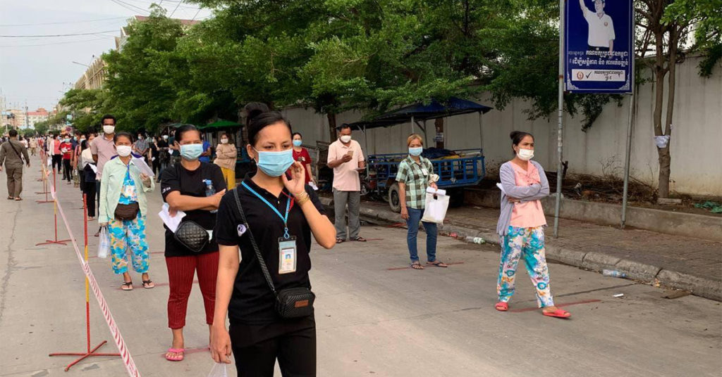 ចាក់វ៉ាក់សាំងនៅតំបន់ក្រហម៖ ៩ថ្ងៃចាក់បានជិត ៤០ម៉ឺននាក់, ពលរដ្ឋអរគុណសម្តេចតេជោ ហ៊ុន សែន ដែលផ្តល់ការចាក់វ៉ាក់សាំងជូនពួកគេ