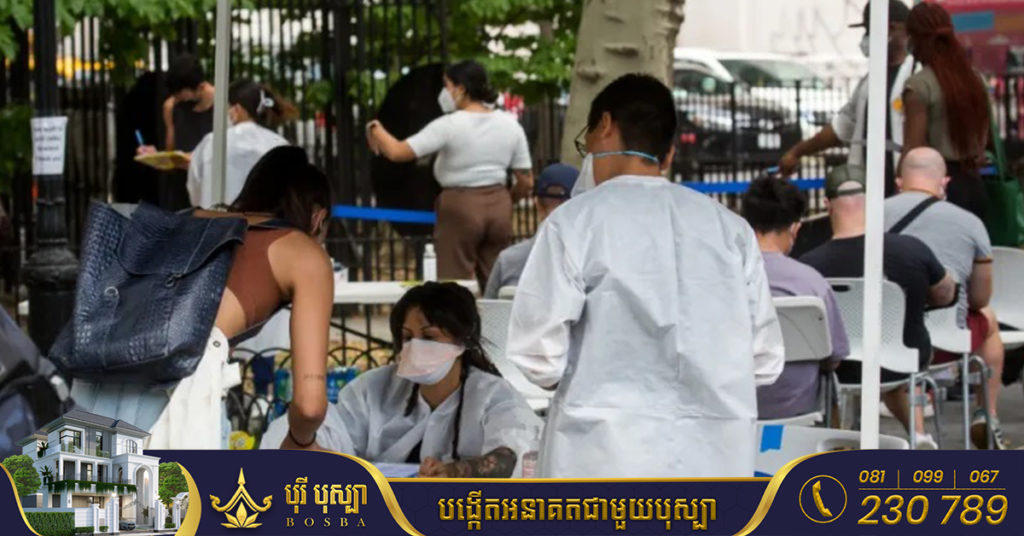 ប្រជាជនរស់នៅទីក្រុង​ញូវយ៉កនាំគ្នាតម្រង់​ជួរ ចាំទទួល​​វ៉ាក់សាំងការពារ​ជំងឺអុត​ស្វា​ ក្រោយអត្រាការ​ឆ្លង​បាន​កើន​ដល់​ជាង១,០០០​ករណីហើយ