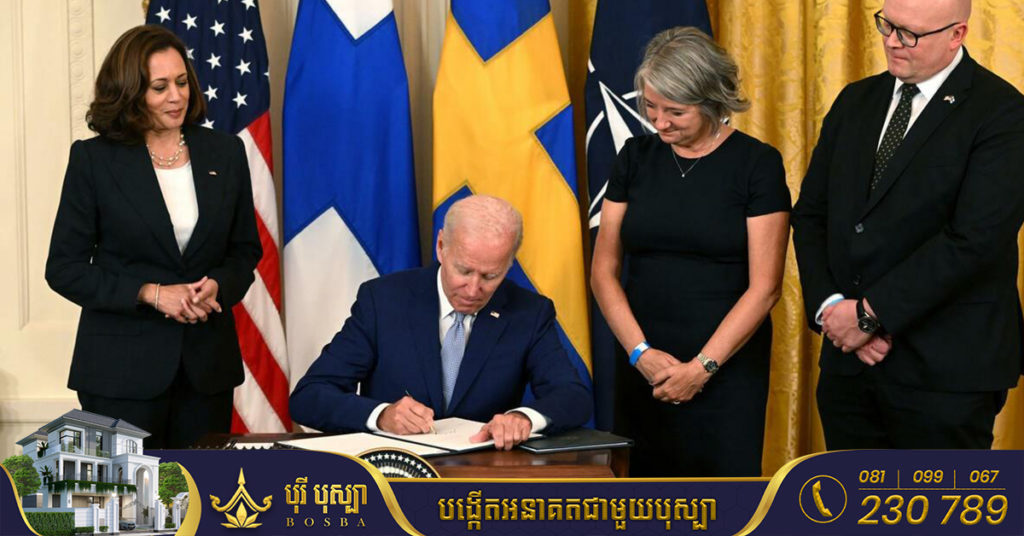 លោក ចូ បៃដិន ចុះហត្ថលេខាលើឯកសារផ្ដល់សច្ចាប័ន ទទួលយកហ្វាំងឡង់ និងស៊ុយអែត ចូលណាតូ