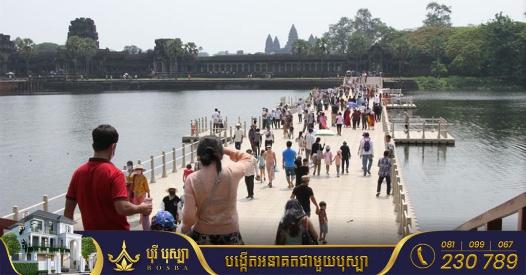 រដ្ឋមន្ត្រី ថោង ខុន៖ ចុងសប្ដាហ៍ទី៥ ខែកក្កដា កម្ពុជាទទួលបានភ្ញៀវទេសចរសរុប ២២ម៉ឺននាក់