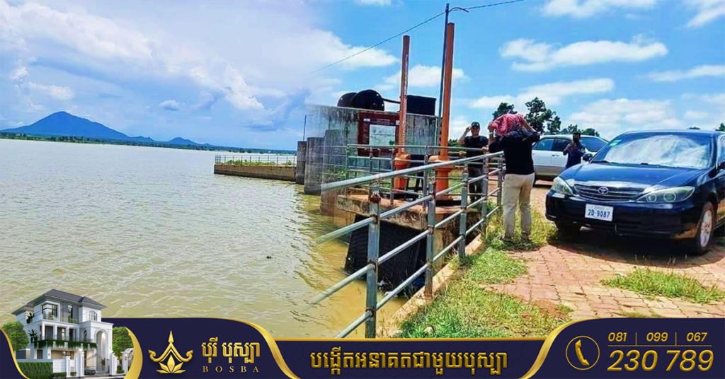 ជូនដំណឹង! ភ្លៀងធ្លាក់ខ្លាំងបណ្តាលឲ្យទឹកឡើងនៅអាងទឹកអន្លង់ជ្រៃ ខេត្តកំពង់ឆ្នាំង, មន្រ្តីជំនាញអំពាវនាវឲ្យអាជ្ញាធរ និងប្រជាពលរដ្ឋបង្កើនការប្រុងប្រយ័ត្ន