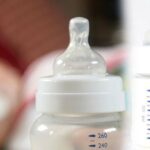 ដើម្បីសុខភាពកូនតូច ម៉ាក់ប៉ាកុំប្រើដបទឹកដោះគោប្រភេទនេះ