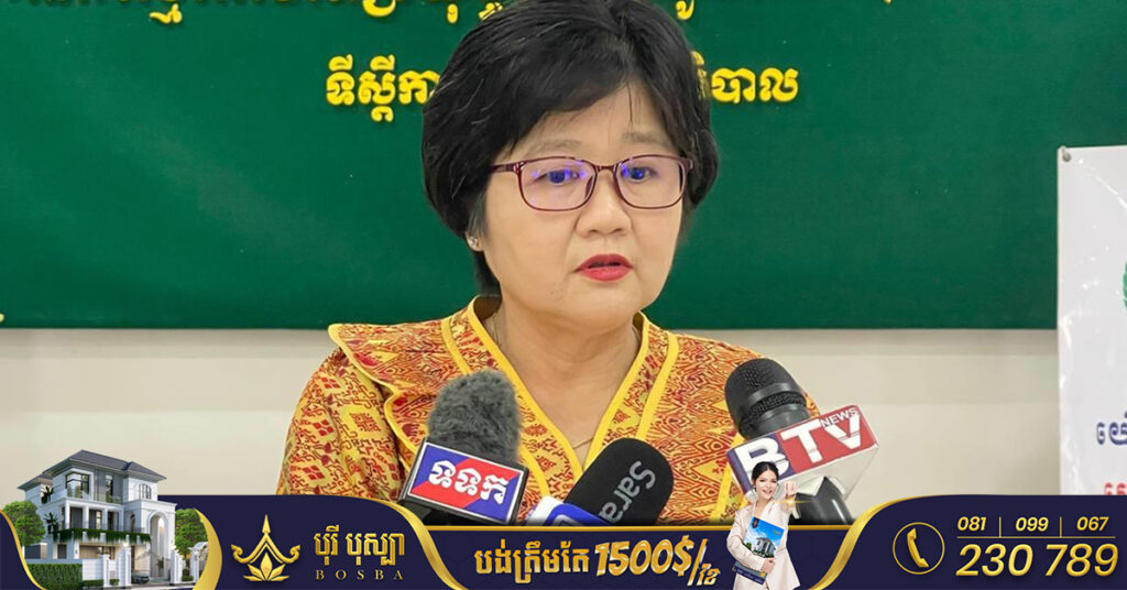 អ្នកនាំពាក្យក្រសួងសុខាភិបាល អះអាងថា តំបន់ដែលឆ្លងជំងឺផ្ដាសាយបក្សី នៅស្រុកស៉ីធរកណ្ដាល ខេត្តព្រៃវែង ត្រូវគ្រប់គ្រងបានទាំងស្រុង តែបន្ដអំពាវនាវឲ្យពលរដ្ឋប្រុងប្រយ័ត្នខ្ពស់