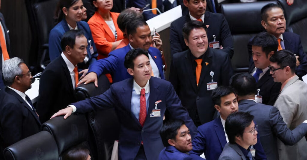 តុលាការធម្មនុញ្ញថៃ ទាត់ចោលសំណើរបស់គណបក្ស Move Forward ដែលចង់ឱ្យពិនិត្យឡើងវិញ លើការសម្រេចចិត្តរបស់សភា ក្នុងការរាំងខ្ទប់លោក Pita មិនឱ្យក្លាយជានាយករដ្ឋមន្រ្តី