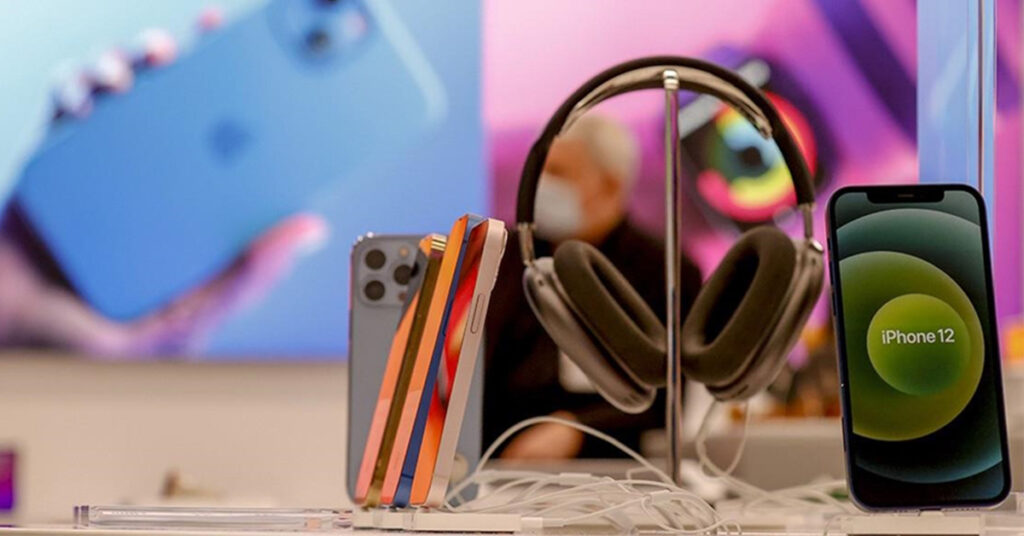 បារាំងហាមឃាត់ការលក់ iPhone 12 ក្រោយរកឃើញថាមានបញ្ហាវិទ្យុសកម្មកើនឡើងខ្ពស់