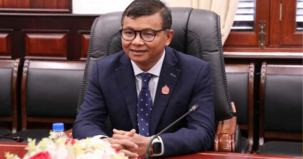 ថ្ងៃស្អែកប្រឡងបាក់ឌុប, ឧបនាយករដ្ឋមន្រ្ដី ហង់ជួន ណារ៉ុន ផ្ដាំផ្ញើដល់បេក្ខជនពីការត្រៀមខ្លួន សម្រាប់ការប្រឡង និងជូនពរឱ្យទទួលលទ្ធផលល្អ