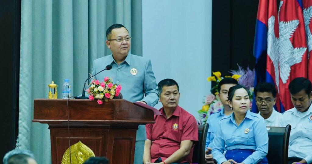 លោក មាស វិរិទ្ធ៖ ស្រុកកំពង់សៀម​ នឹងត្រូវជ្រើសរើសជាគោលដៅពង្រឹង​ និងធ្វើការដកពិសោធន៍បន្ថែម​លើការងារប្រយុទ្ធប្រឆាំងគ្រឿងញៀនខុសច្បាប់