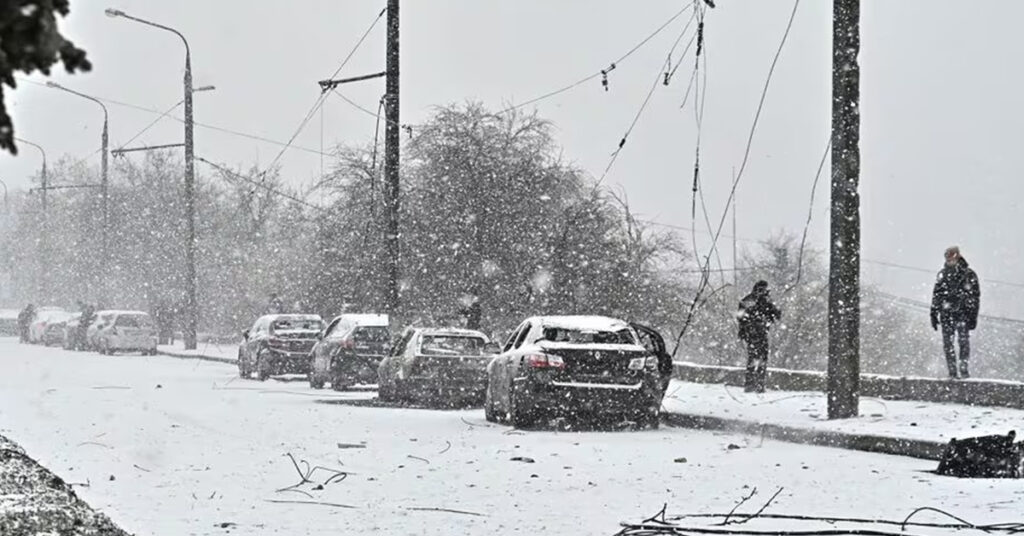 ទីប្រជុំជនជាង ១,០០០ ក្នុងប្រទេសអ៊ុយក្រែន ទទួលរងការដាច់ចរន្តអគ្គិសនីដោយសារតែអាកាសធាតុចុះត្រជាក់ខ្លាំងខុសពីធម្មតា