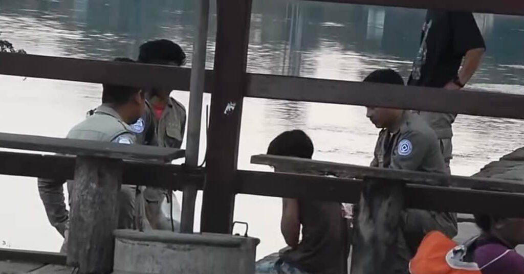 ស្នងការនគរបាលខេត្តសៀមរាប ឃាត់ខ្លួនជនសង្ស័យចំនួន ២នាក់ ដែលធ្វើរឿងអសីលធម៌លើកុមារលក់សត្វអណ្ដើកចល័ត នៅមុខប្រាសាទអង្គរវត្ត