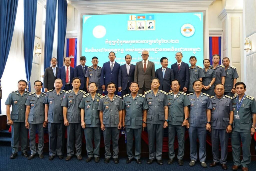 ចំណូលគយក្នុងឆ្នាំ២០២៣ ប្រមូលបាន ២ ២៨៨ លានដុល្លារ, ឧបនាយករដ្ឋមន្ត្រី អូន ព័ន្ធមុនីរ័ត្ន ណែនាំការងារមួយចំនួន ដើម្បីបង្កើនប្រសិទ្ធភាពប្រមូលចំណូល