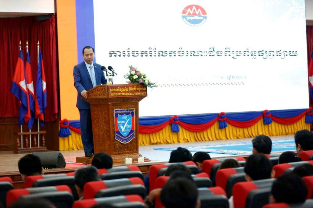 រដ្ឋមន្ត្រី នេត្រ ភក្ត្រា បញ្ជាក់ប្រាប់និស្សិតថា ជំនាញផ្នែកព័ត៌មាន នៅតែមានទីផ្សារការងាររហូត ព្រោះពលរដ្ឋគ្រប់គ្នានៅតែត្រូវការព័ត៌មានជានិច្ច