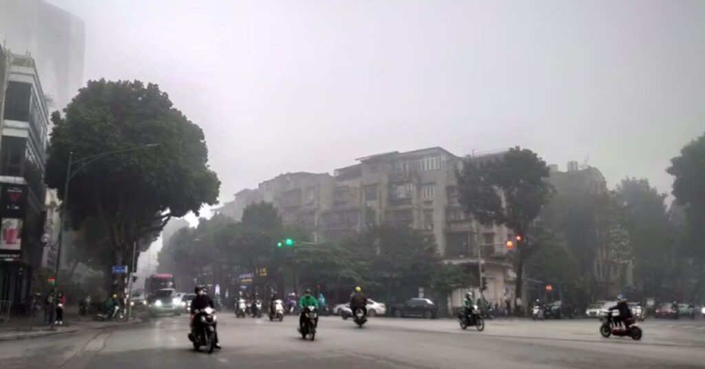 ជើងហោះហើរទាំងអស់ចេញចូលទីក្រុងហាណូយប្រទេសវៀតណាម ត្រូវពន្យារពេលឬបង្វែរគោលដៅ ព្រោះតែការចុះអ័ព្ទខ្លាំងបង្កឡើង​ដោយបញ្ហាបំពុលខ្យល់