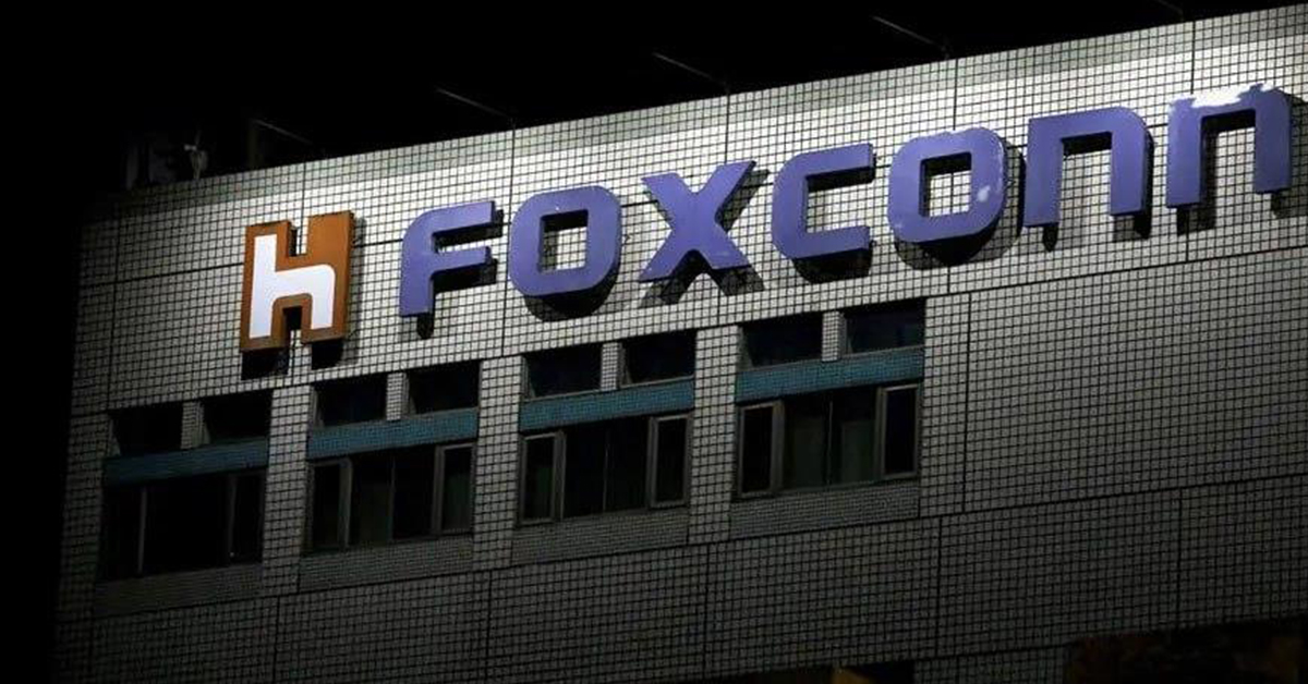 Foxconn រំពឹងថាឆ្នាំ២០២៤ នឹងធ្វើឲ្យសេដ្ឋកិច្ចក្រុមហ៊ុនប្រសើរឡើង ប៉ុន្តែព្រមានពីកង្វះខាតបន្ទះឈីប AI