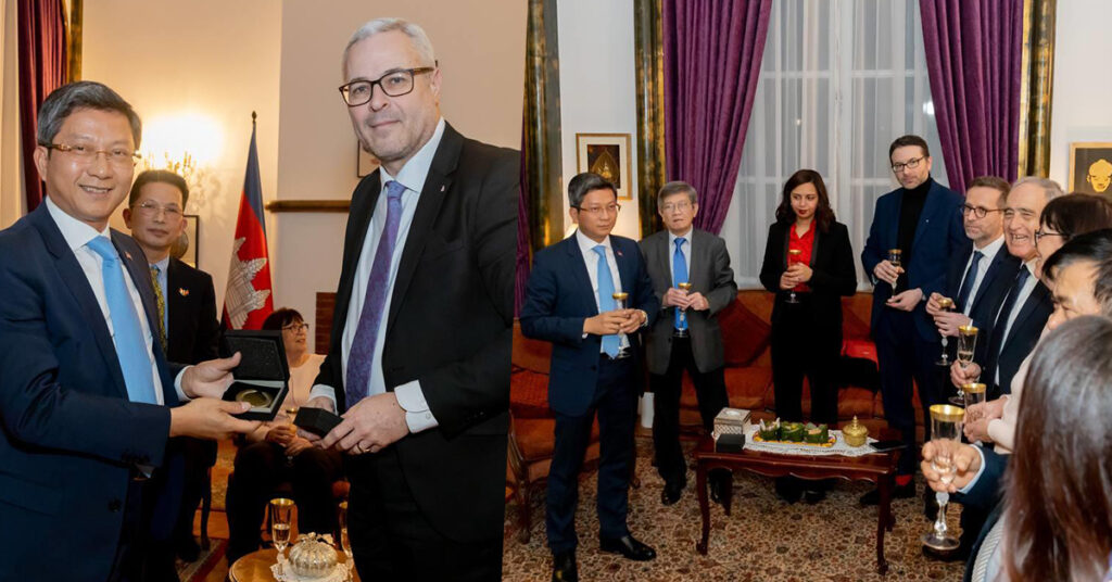 ឯកអគ្គរាជទូតកម្ពុជាប្រចាំសាធារណរដ្ឋបារាំង ផ្សព្វផ្សាយម្ហូបខ្មែរ ក្នុងសៀវភៅ «កេរដំណែល ស្នាដៃម្ហូបខ្មែរ» នៅតំបន់ Seine-et-Marne