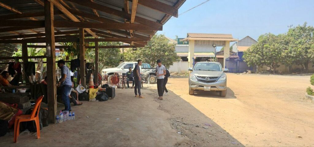 ឃាត់ខ្លួនជាតិវៀតណាម២៦នាក់ ដែលលួចចូលដីកម្ពុជា និងរឹបអូសវត្ថុតាងមួយចំនួន ដែលបម្រើឱ្យបទល្មើសវ៉ៃព្រៃដើម្បីកាយយករ៉ែមាស នៅតំបន់កន្ទុយនាគ ខេត្តរតនគិរី