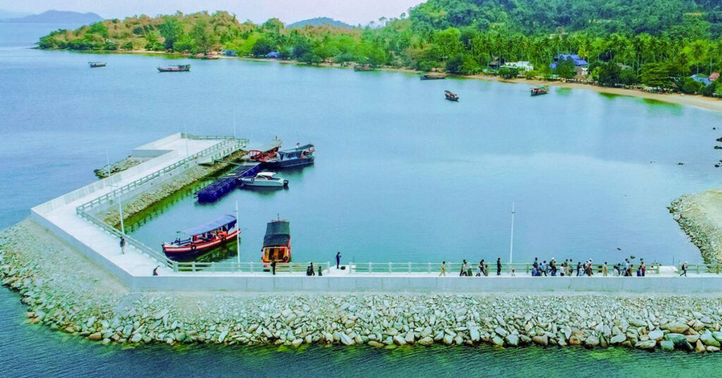 គម្រោងការសាងសង់កំពង់ផែទេសចរណ៍ នៅលើកោះទន្សាយ ​ខេត្តកែប សម្រេចបានប្រមាណ​ ៩០%ហើយ!