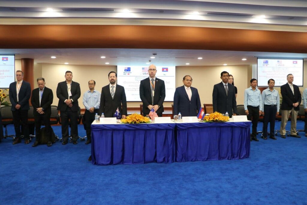 អគ្គនាយកអគ្គិសនីកម្ពុជា៖ ការប្រើប្រាស់អគ្គិសនីនៅកម្ពុជា កើនឡើងខ្លាំង ទាមទារឱ្យមានការដាក់បញ្ចូលប្រភពថាមពលច្រើនបន្ថែមទៀត ដើម្បីបំពេញតម្រូវការប្រើប្រាស់