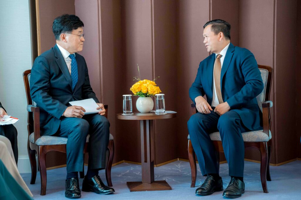 បណ្តាក្រុមហ៊ុនកូរ៉េ មានបំណងពង្រីកប្រតិបត្តិការអាជីវកម្ម និងវិនិយោគលើវិស័យគ្រឿងសង្ហារឹម វិស្វកម្ម និងយានយន្តនៅកម្ពុជា