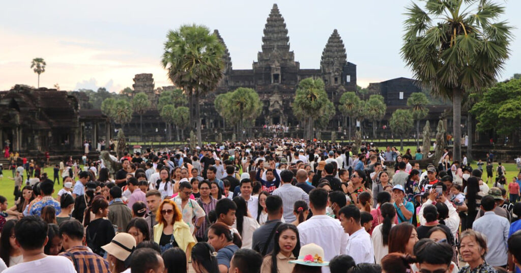 កម្ពុជាទទួលបានចំណូលជិត ២០លានដុល្លារ ពីការលក់បណ្ណចូលទស្សនារមណីដ្ឋានអង្គរ, ប្រាសាទកោះកែរ និងកំពង់ផែចុងឃ្លៀស នៅ៤ខែដំបូងឆ្នាំនេះ