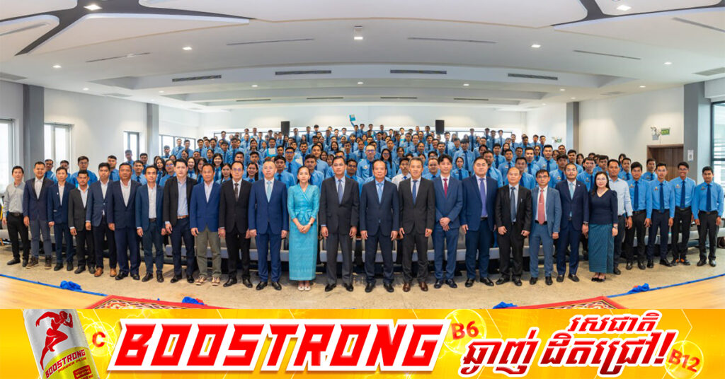 រដ្ឋមន្ត្រី ជា វ៉ាន់ដេត បង្ហាញពីមហិច្ឆិតាក្នុងការកាត់បន្ថយការប្រើប្រាស់ក្រដាស់ ជាអតិបរិមាក្នុងស្ថាប័នរដ្ឋ ដោយចាប់យកបច្ចេកវិទ្យាឌីជីថលជំនួសវិញ