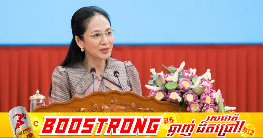 លោកជំទាវបណ្ឌិត ពេជ ចន្ទមុន្នី ជំរុញឱ្យយុវជនត្រៀមខ្លួនឆ្លើយតបនឹងការប្រែប្រួលបច្ចេកវិទ្យា ក្នុងពិព័រណ៍សិក្សានិងការងារនៅសាលាតិចណូ
